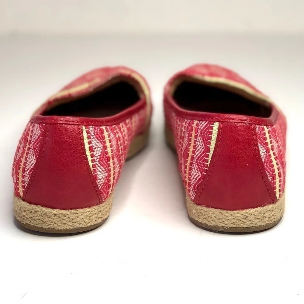 boc red geometric fabric espadrilles loafers 8